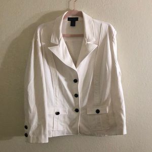 Ashley Stewart Blazer Off White size 22/24
